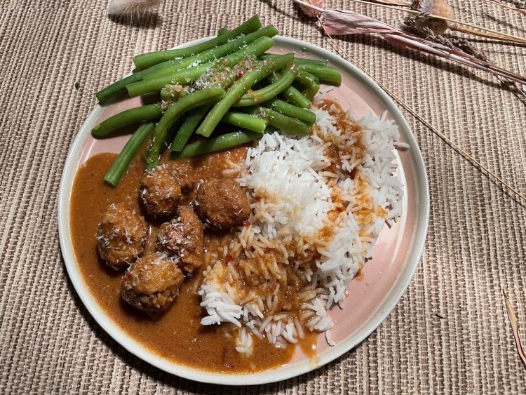 Snelle rendang balletjes