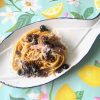Siciliaanse pasta met ansjovis en rozijnen