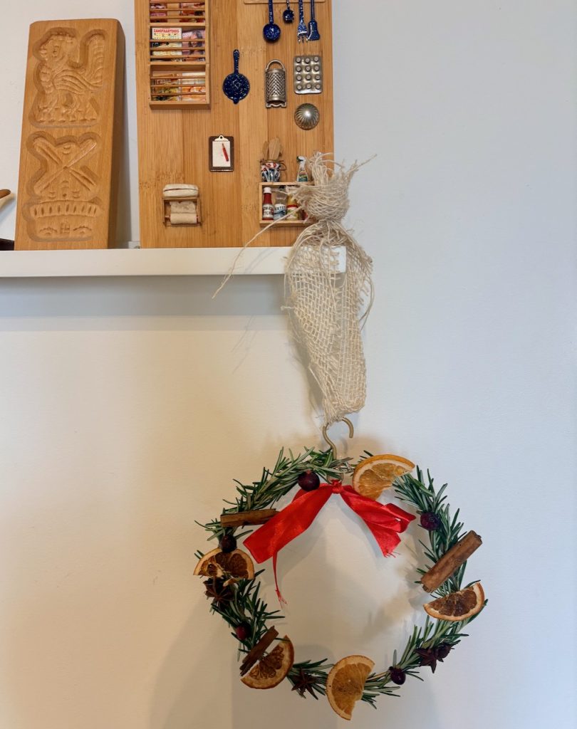 Kerstkrans voor in de keuken