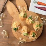 pani puri met pittige eiersalade