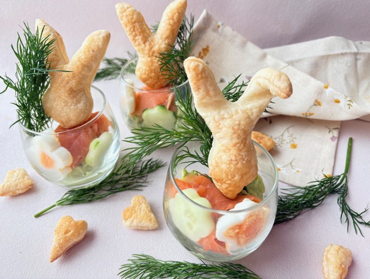 Avocadomousse met zalm voor Pasen