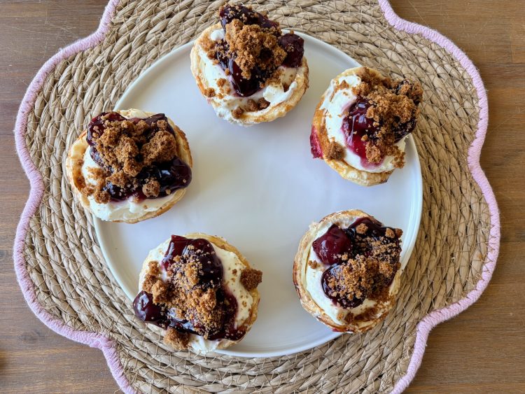 Monchou gebakjes in bladerdeegschelp
