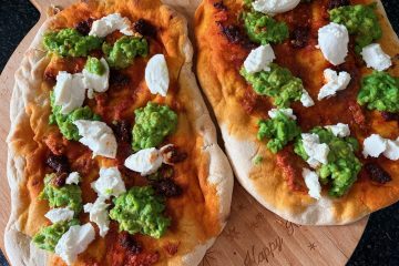 Pinsa met tuinbonen en 'nduja