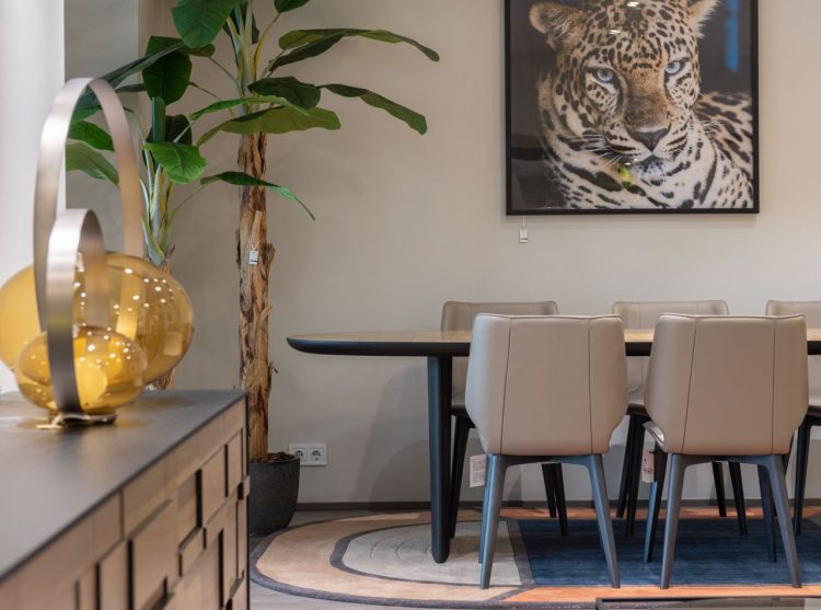 Organische eettafel